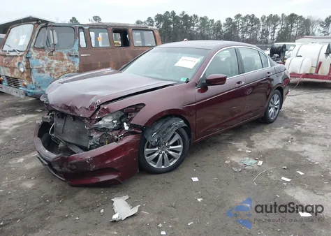 2011 Honda Accord 2.4 Ex-L z USA, uszkodzony, nr VIN 1HGCP2F85BA075647